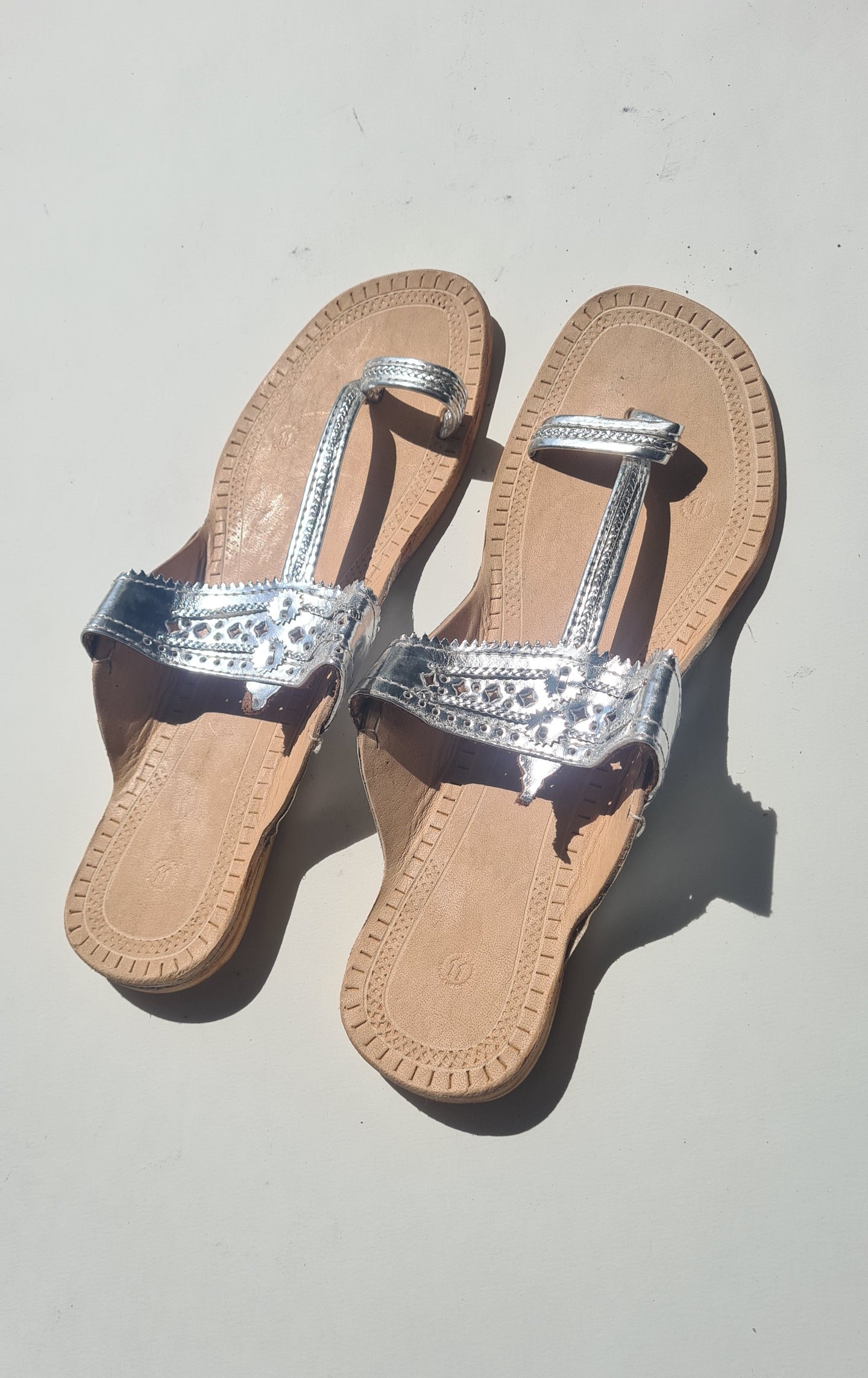 handmade Kolhapuri slippers SILVER