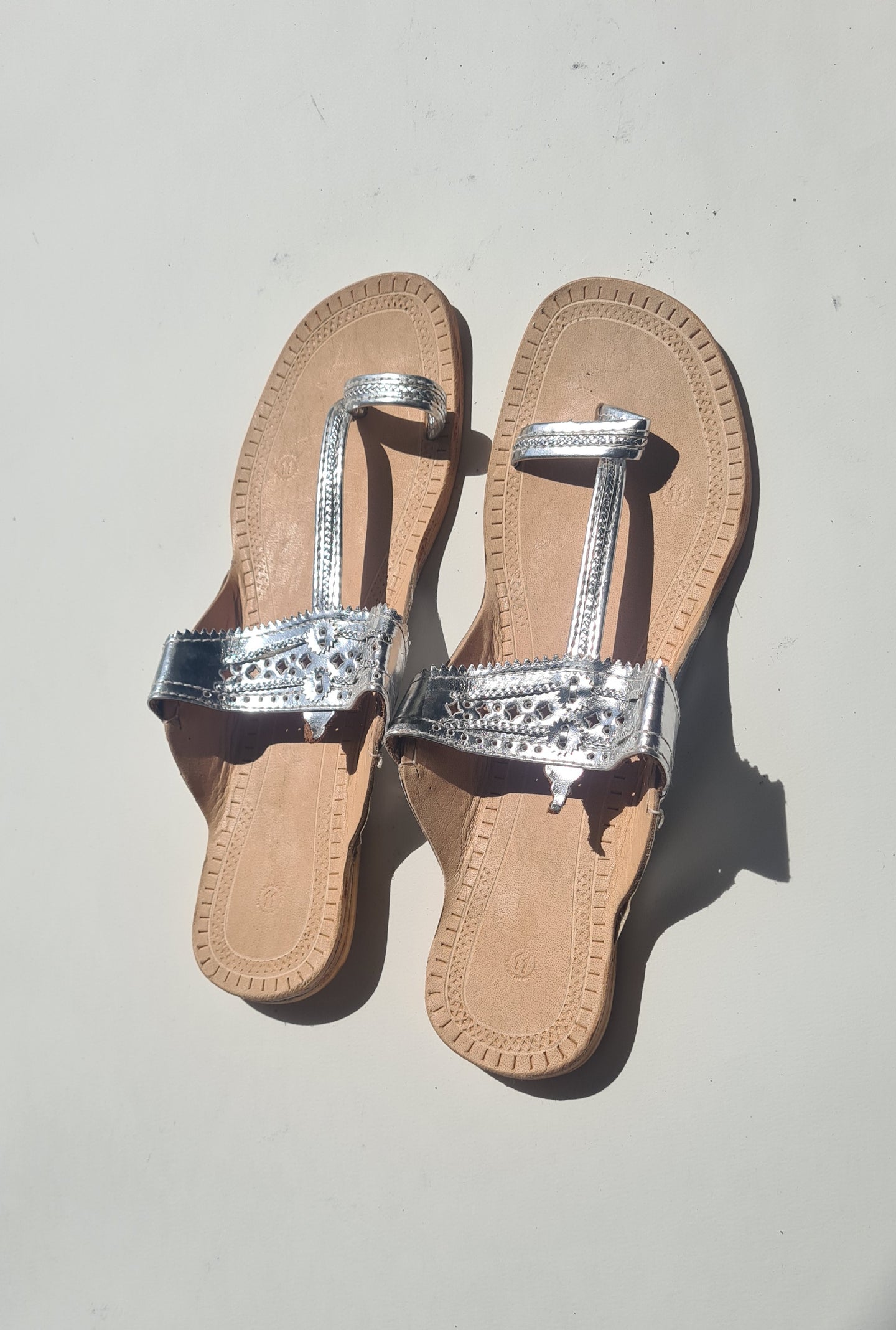 handmade Kolhapuri slippers SILVER